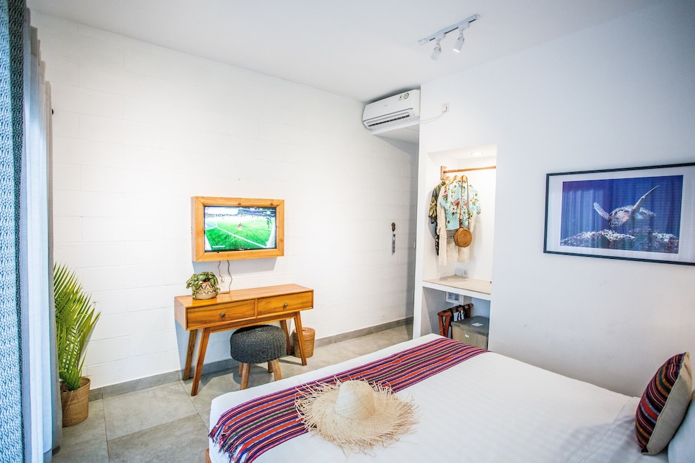 Abdi Hotel & Bungalow 7/28