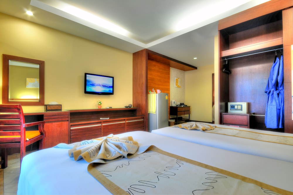 Gazebo Resort Pattaya 39/90