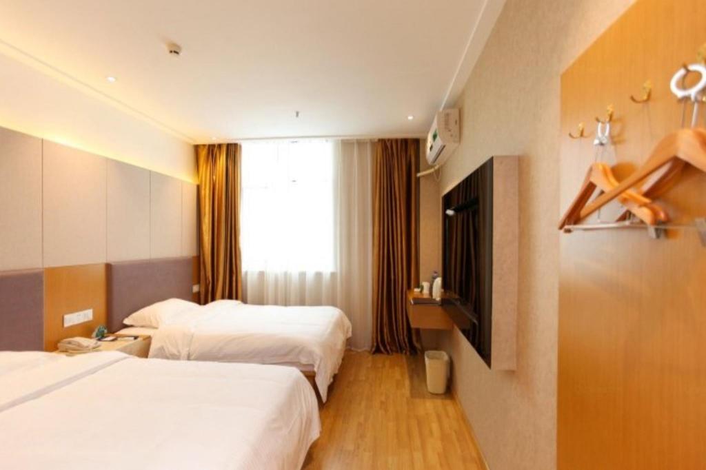 GreenTree Inn Jiangsu Wuxi Jiangyin Yunting Changshan Avenue ChenGYAng Road Business Hotel 15/37