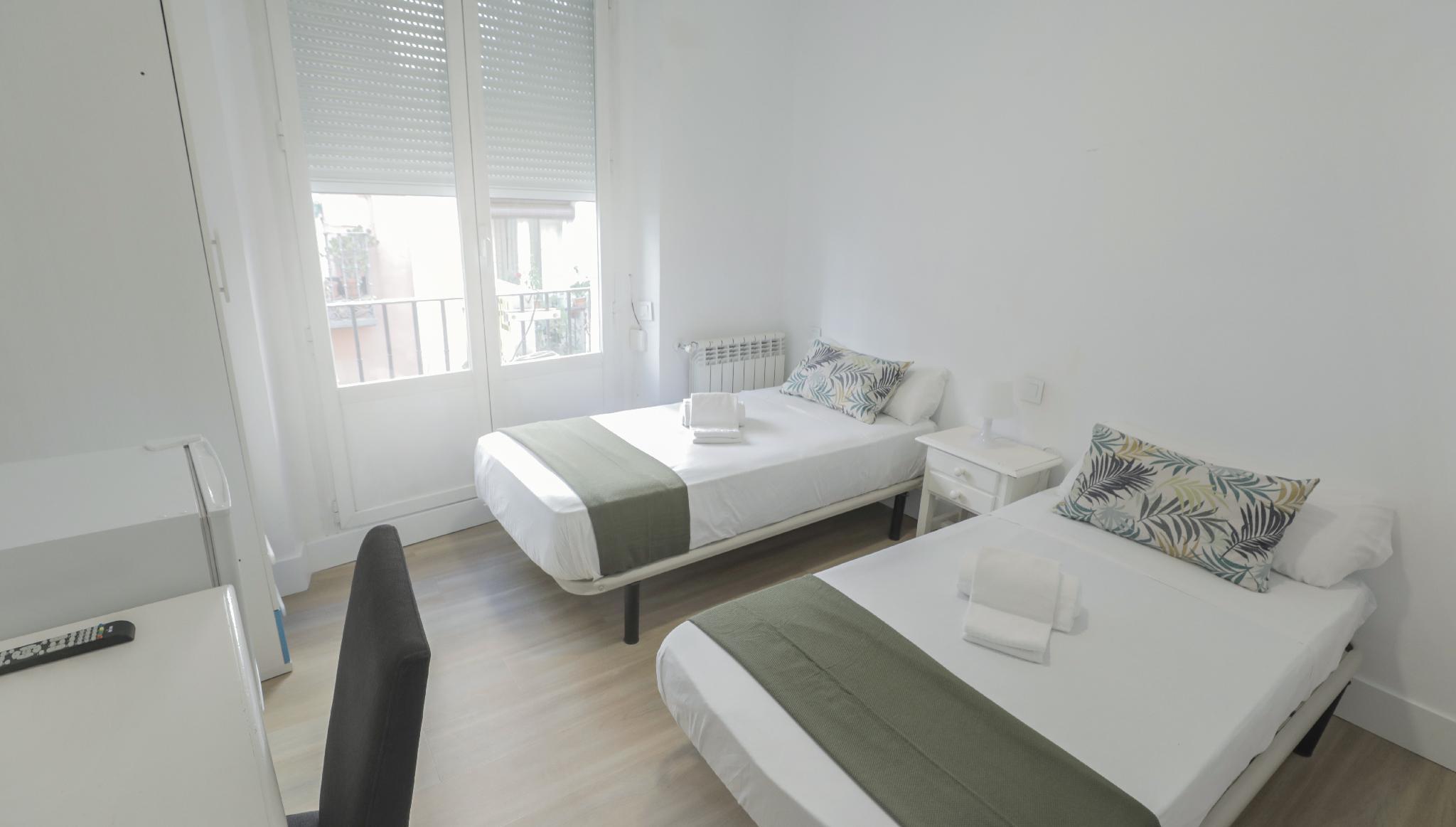 Room, Twin Beds