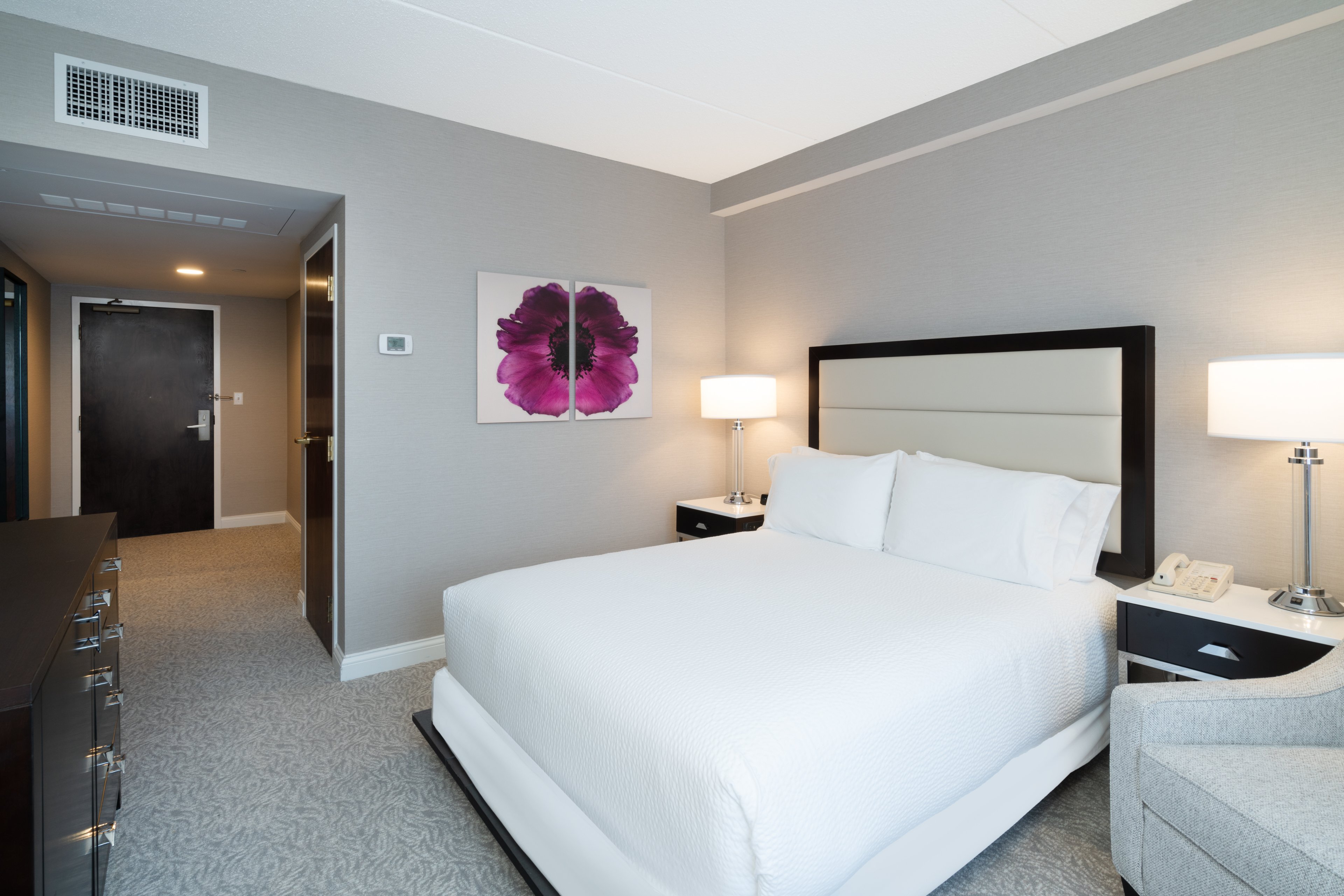Holiday Inn Wilmington 17/50