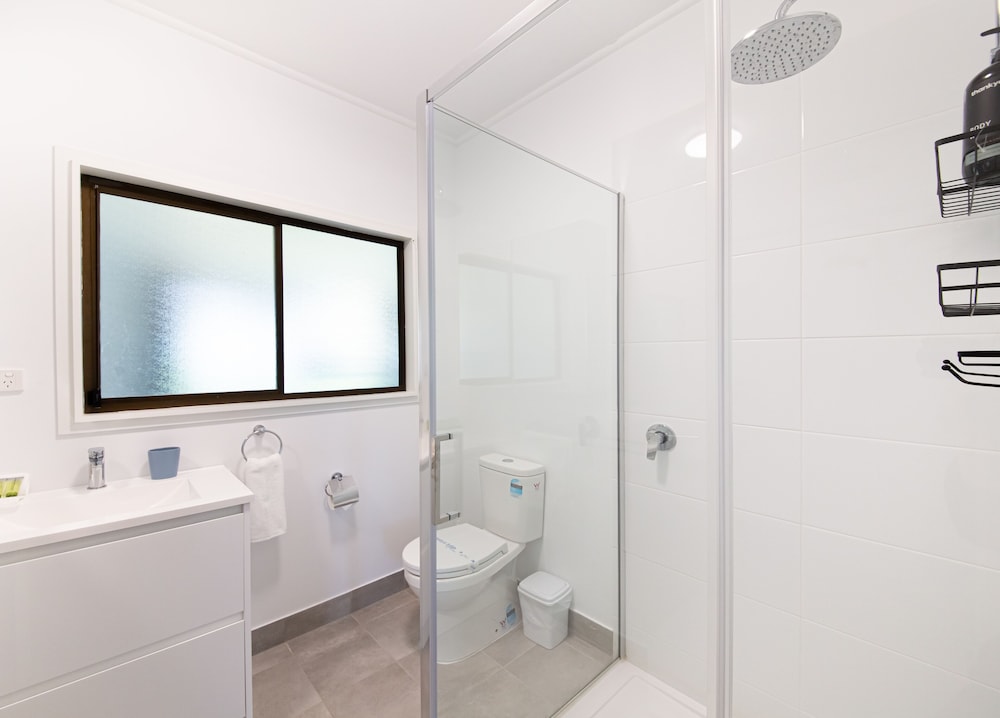 Lake Hume Resort 45/50