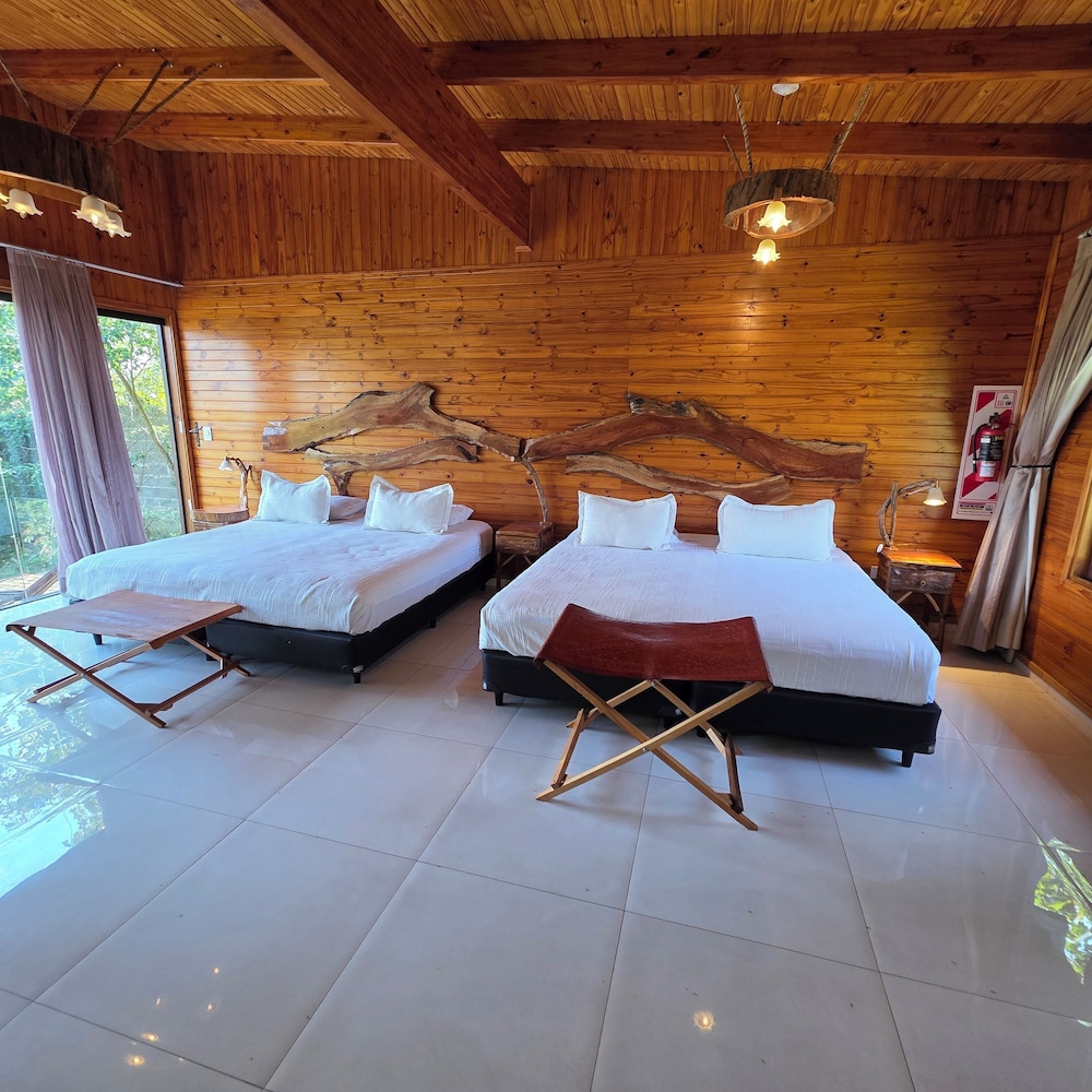 Tupa Lodge 18/71