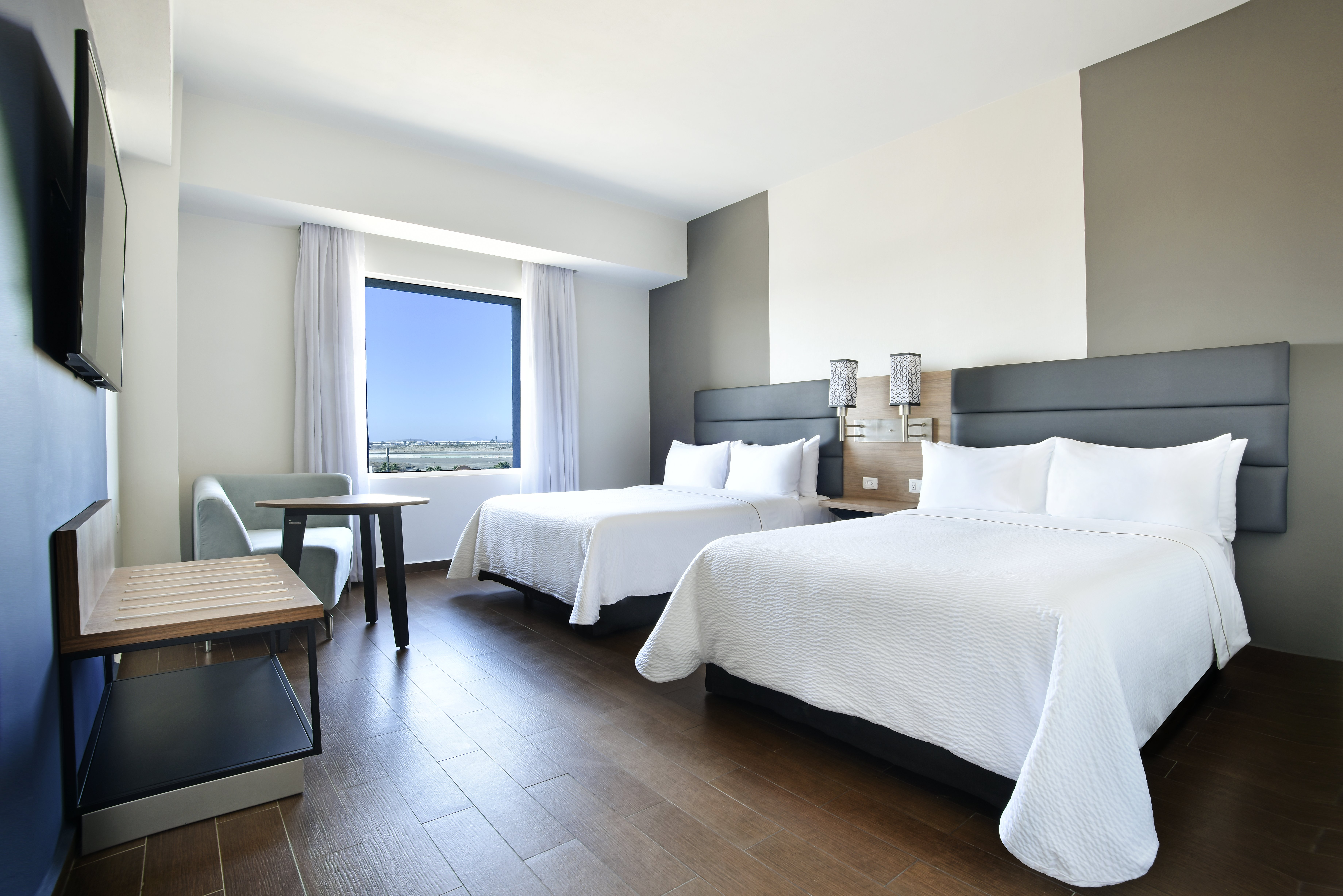 Plus, Double Bed