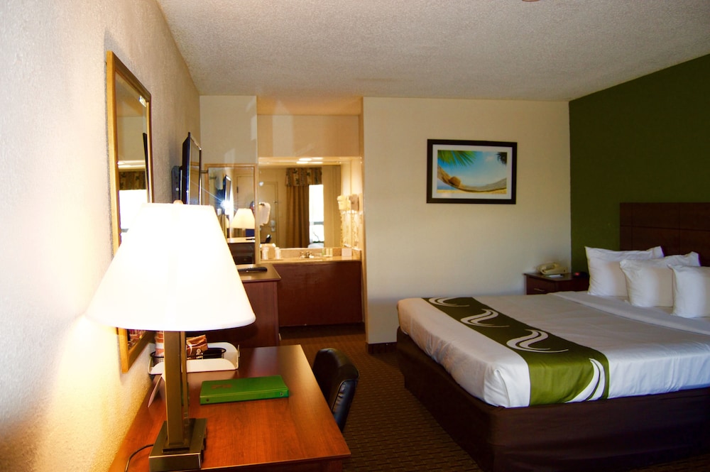 SureStay Hotel by Best Western St. Pete Clearwater Airport 21/43