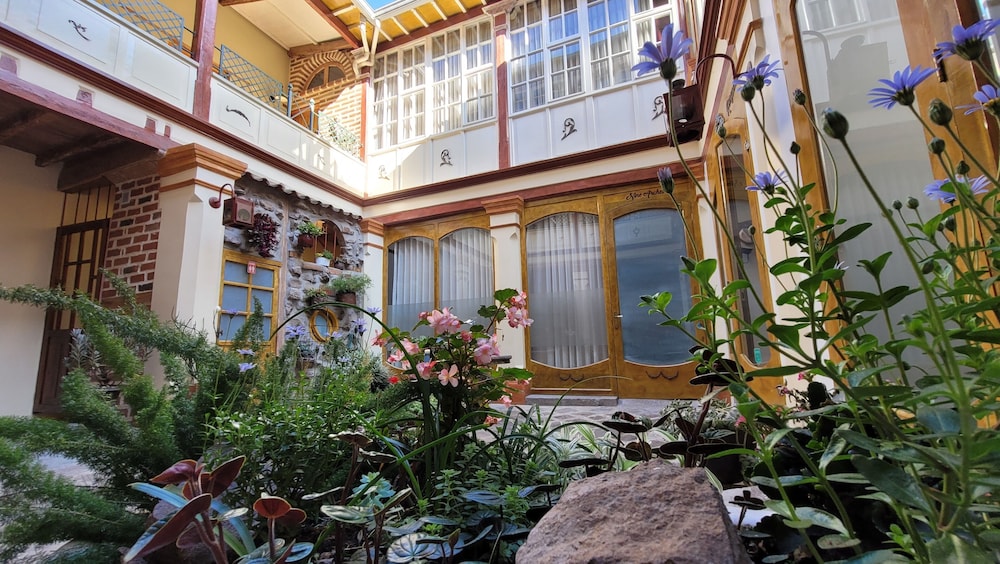 Old Town Quito Suites, Apartments & Boutique hotel 6/50