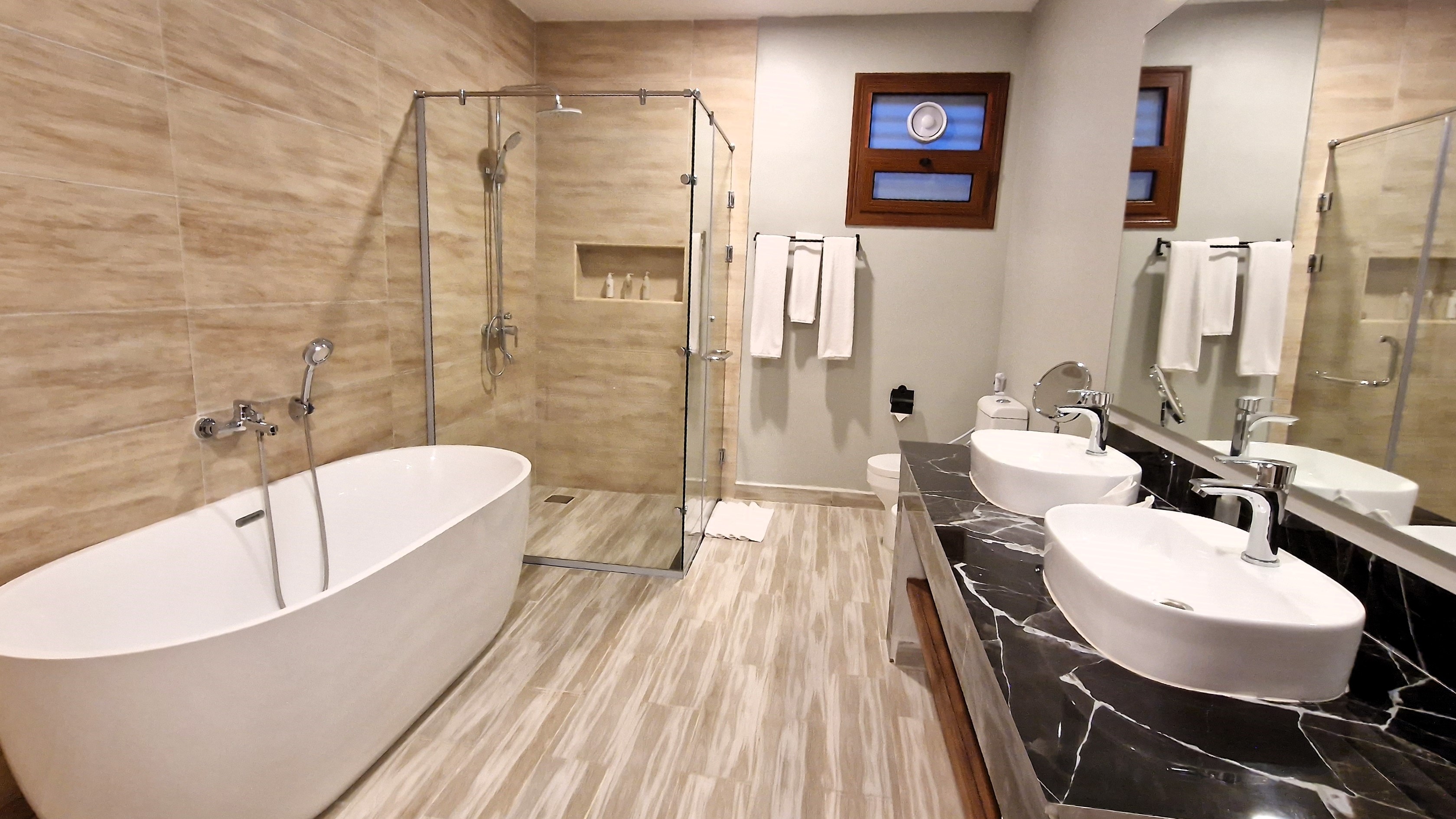 GRAND OCEAN SUITE