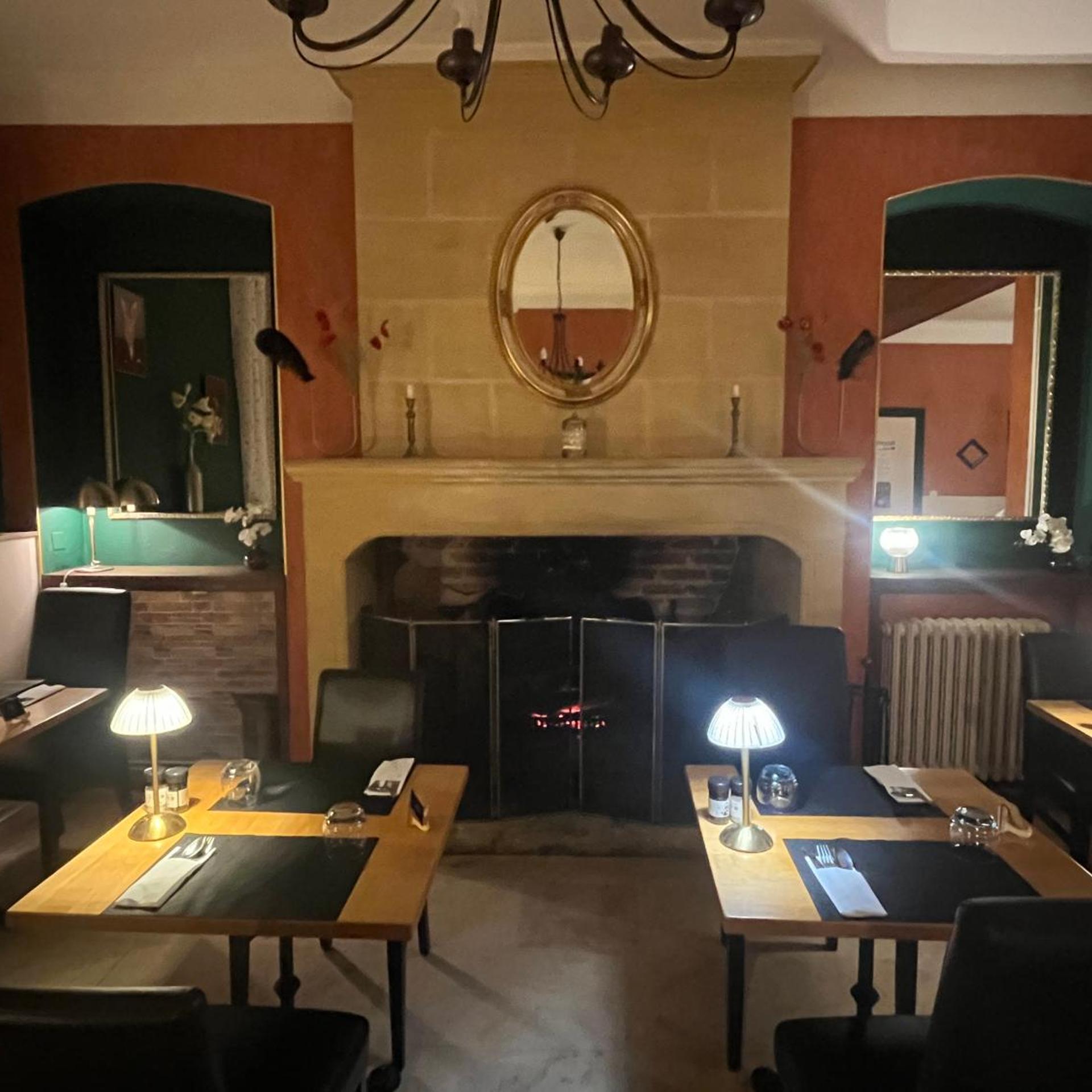 HOTEL LE CYGNE 31/50