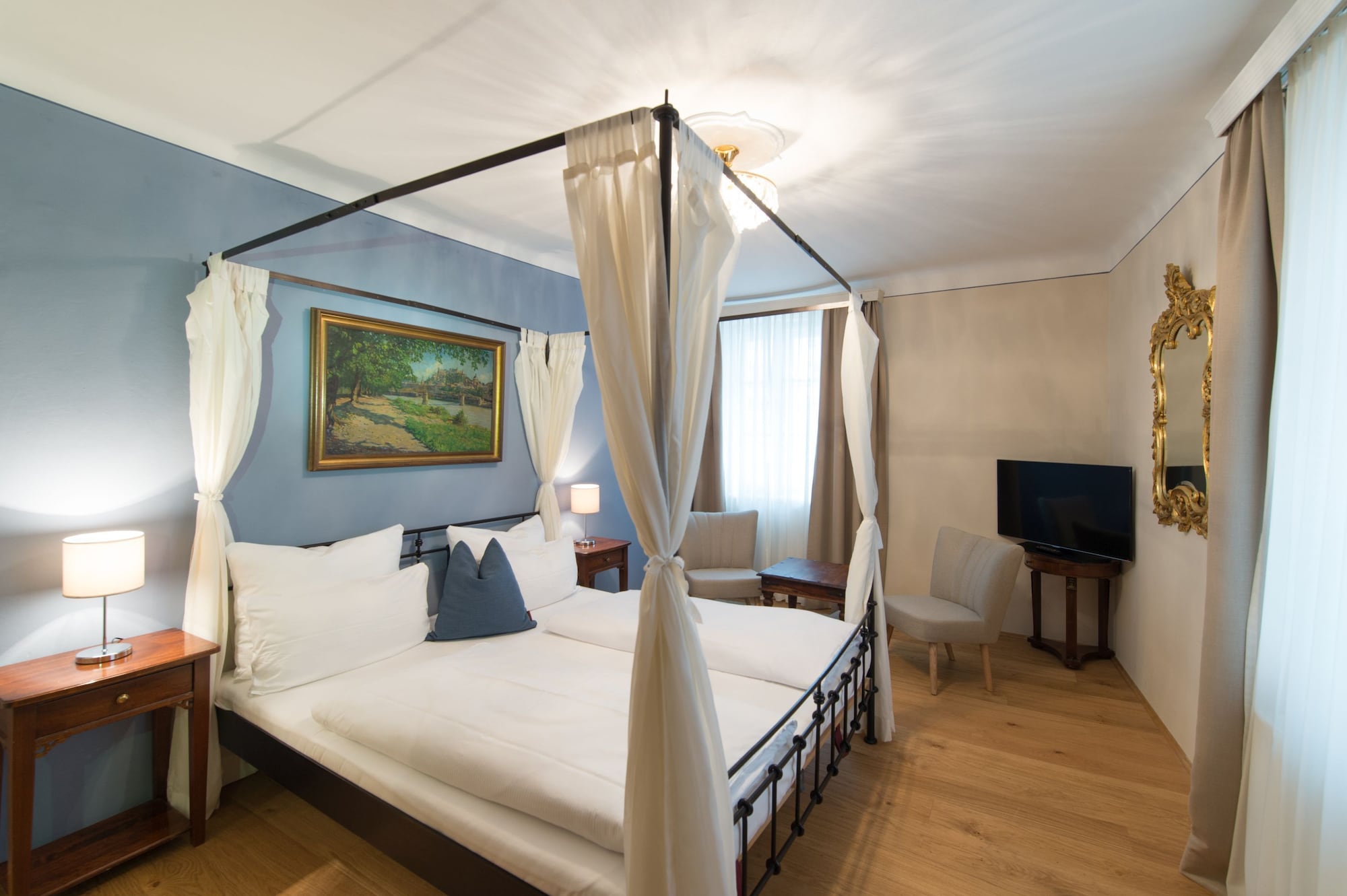 2 BEDROOMS, FAMILY, APARTMENT