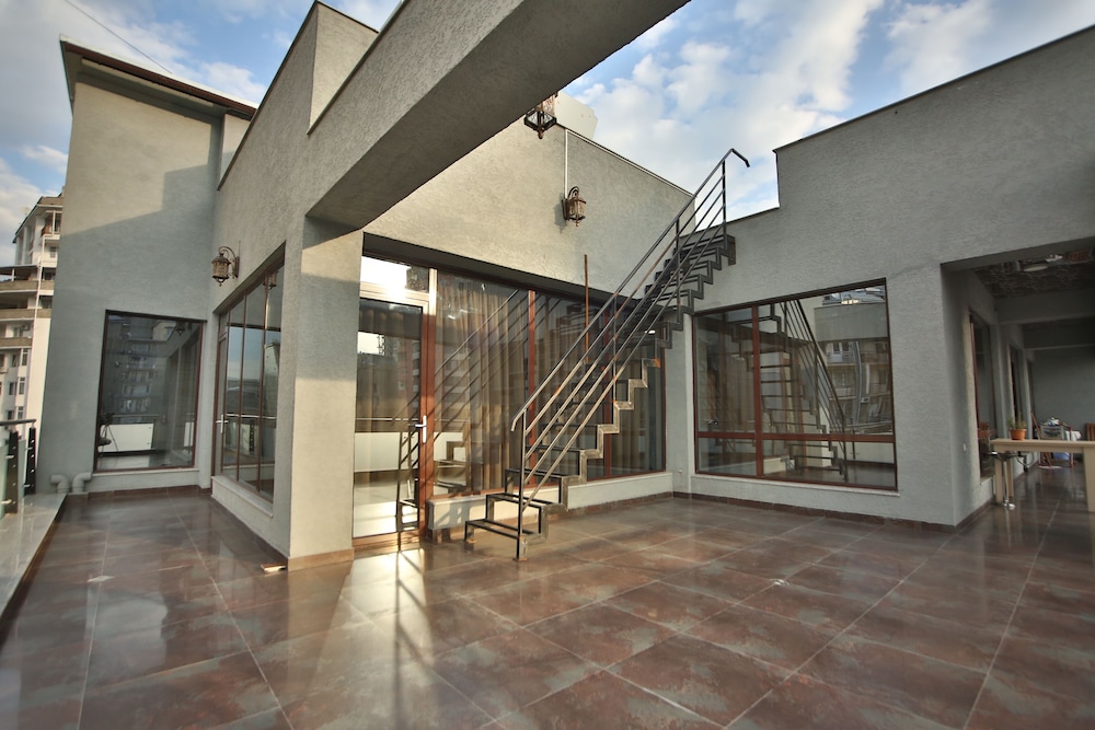 Hotel Wine Palace 42/45