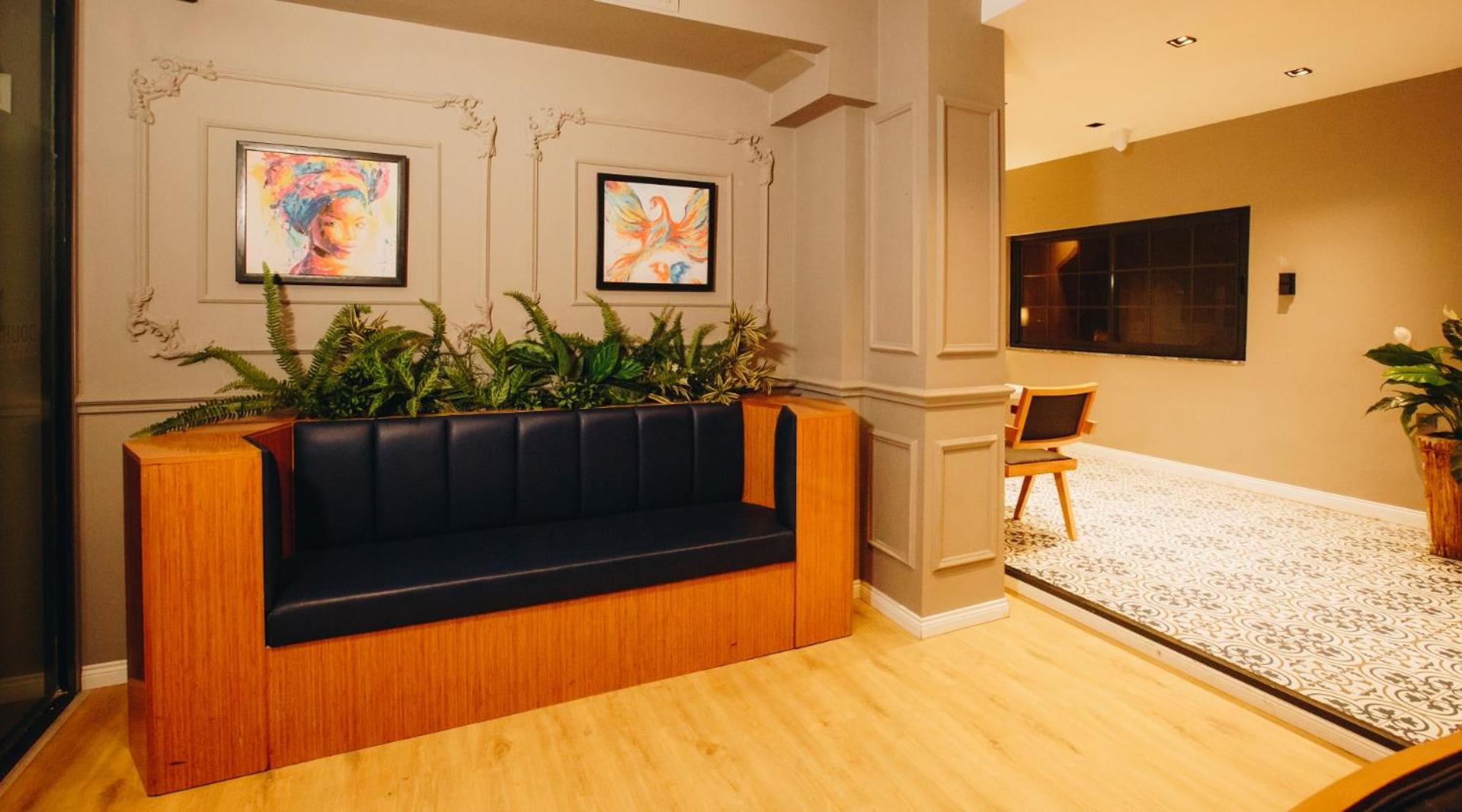 double bond hotel spa