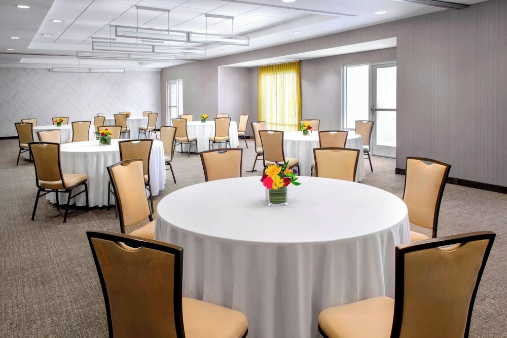 Springhill Suites By Marriott Long Island Brookhaven 18/21