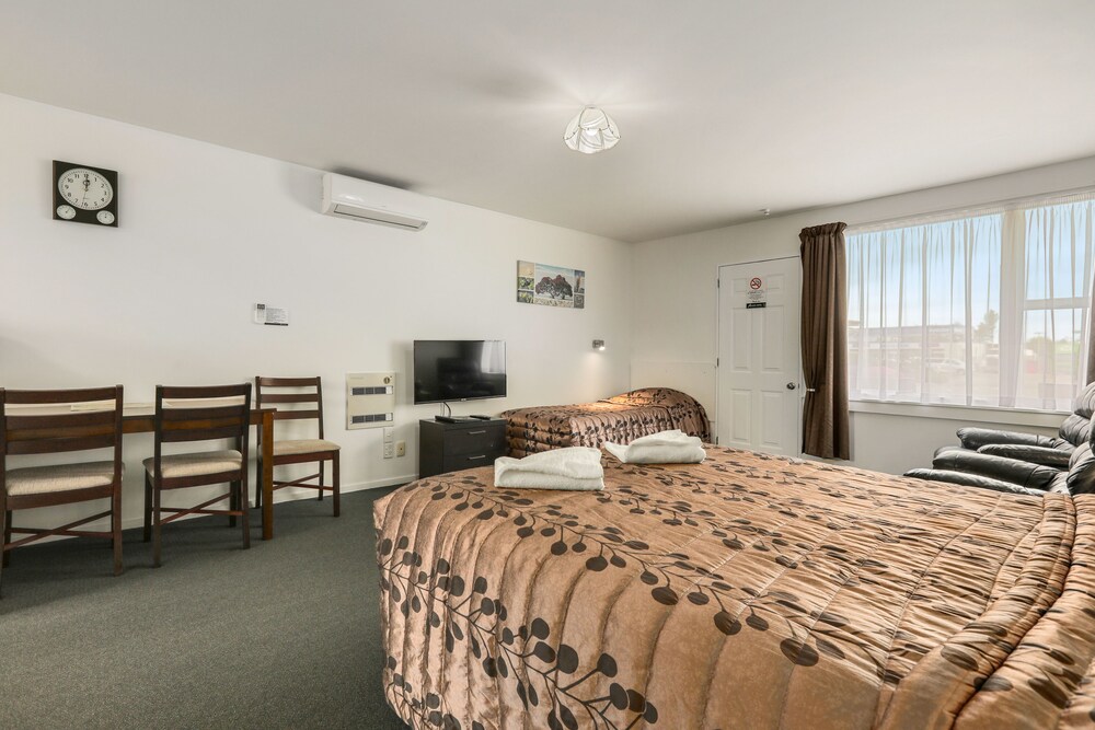 Arcadia Motel 14/53