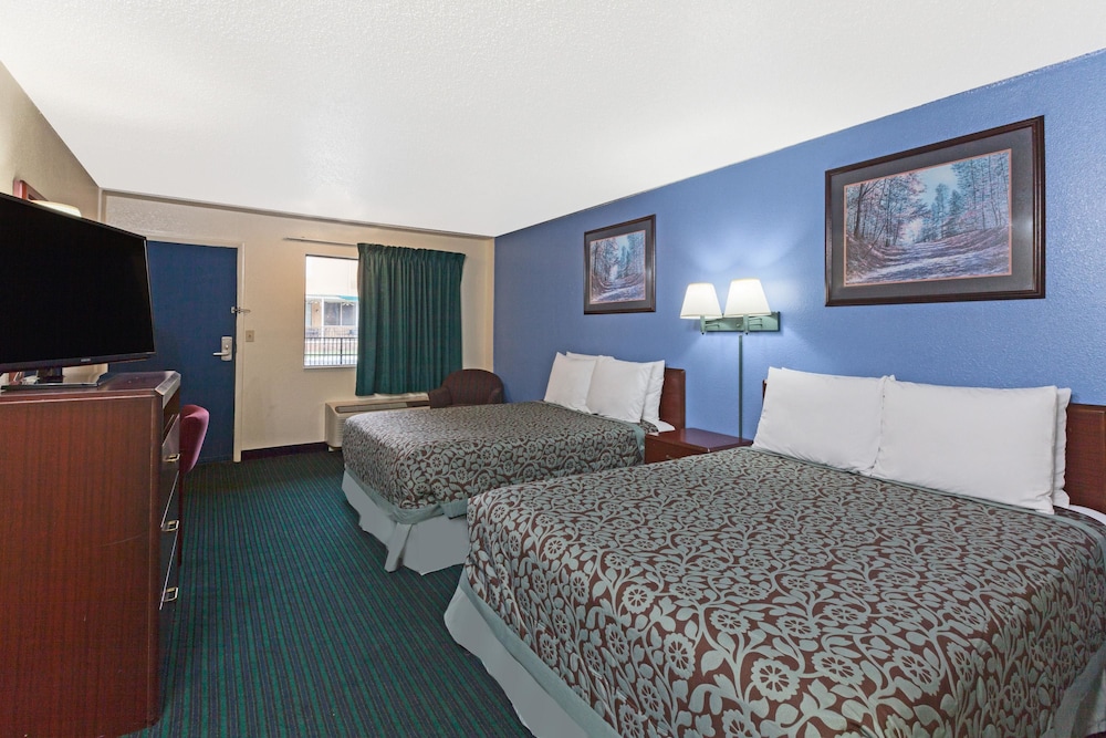 Days Inn By Wyndham Oklahoma City Fairground 7/19