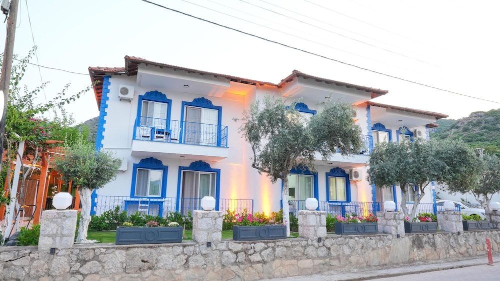 Pineloft Selimiye 2/50