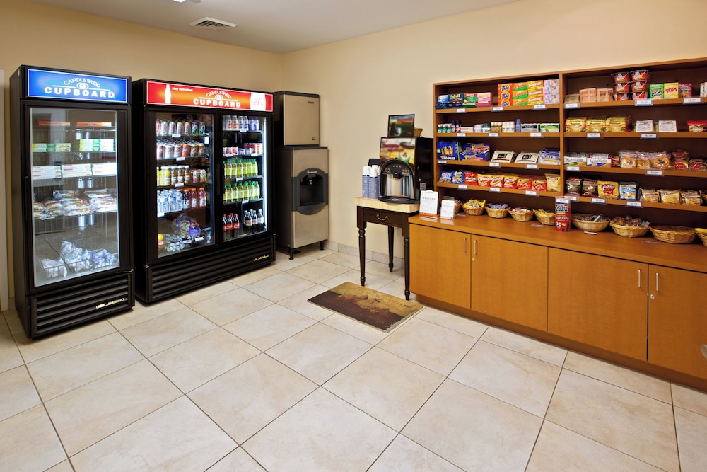 Candlewood Suites Louisville North 13/67