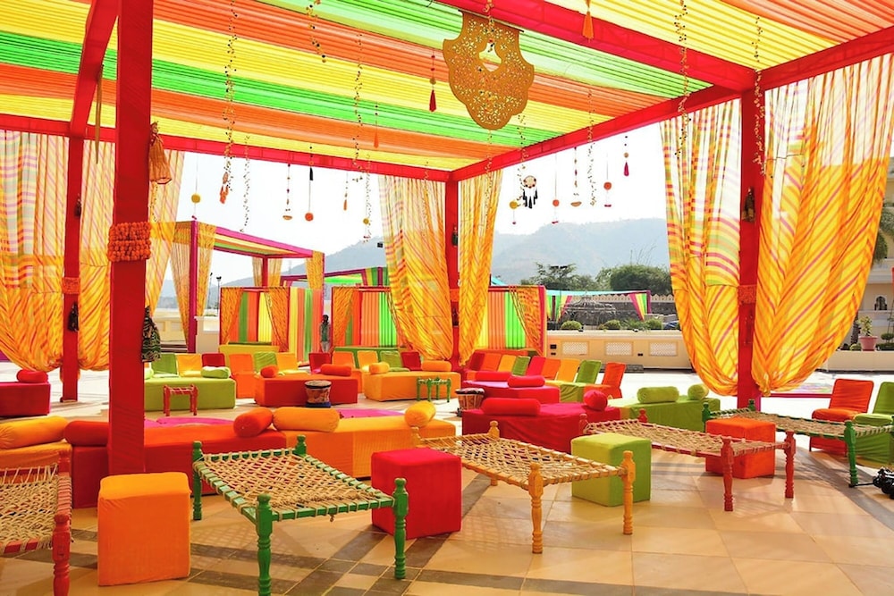 HOTEL LABH GARH PALACE 28/55