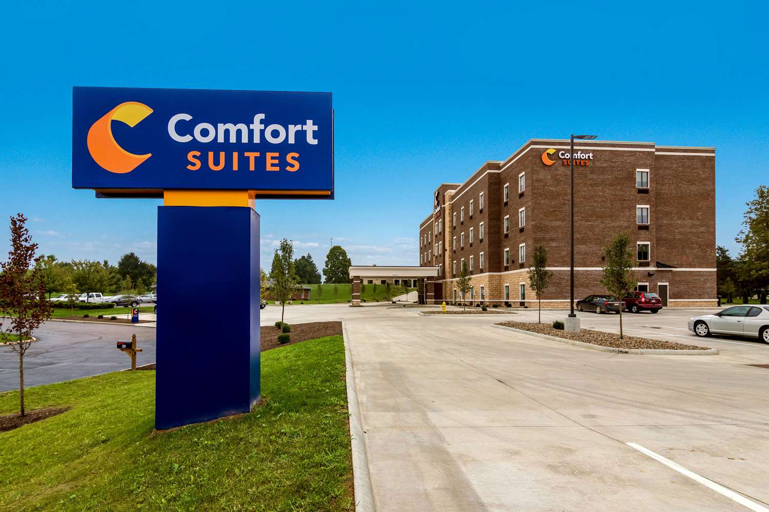 Comfort Suites Wooster near University Campus 52/54