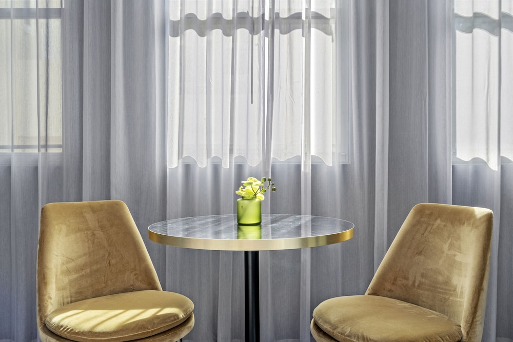Don Rafa Boutique Hotel & Residences 38/50
