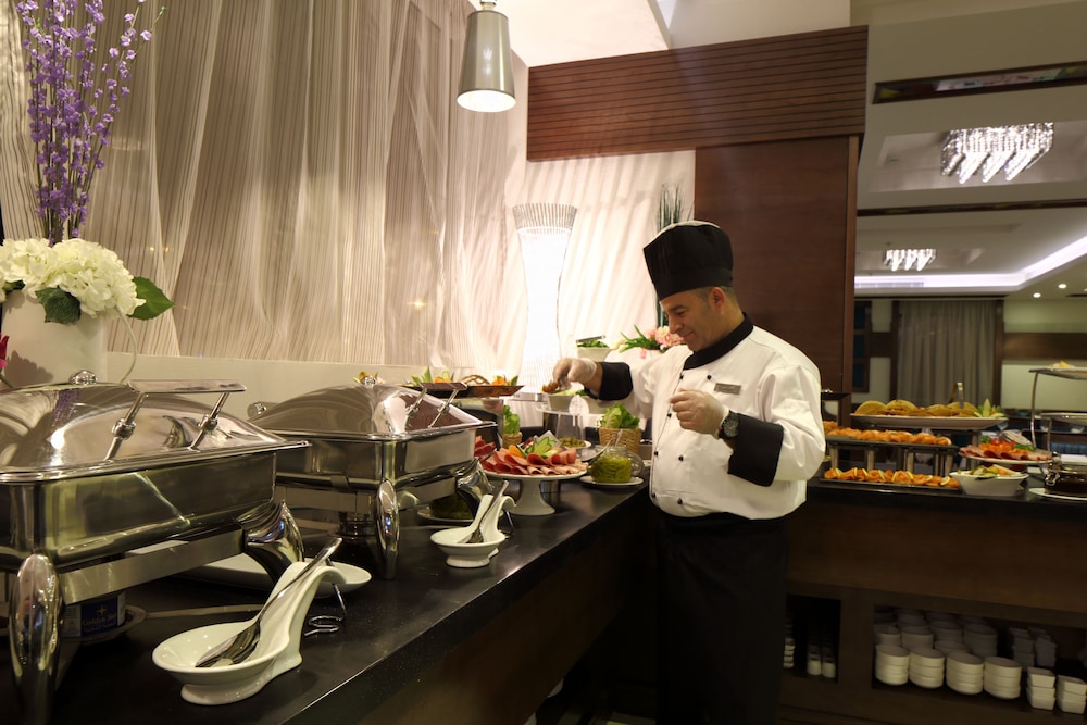 فندق سويس انترناشونال رويال - الرياض(Swiss Flora Royal Hotel Riyadh) 24/51