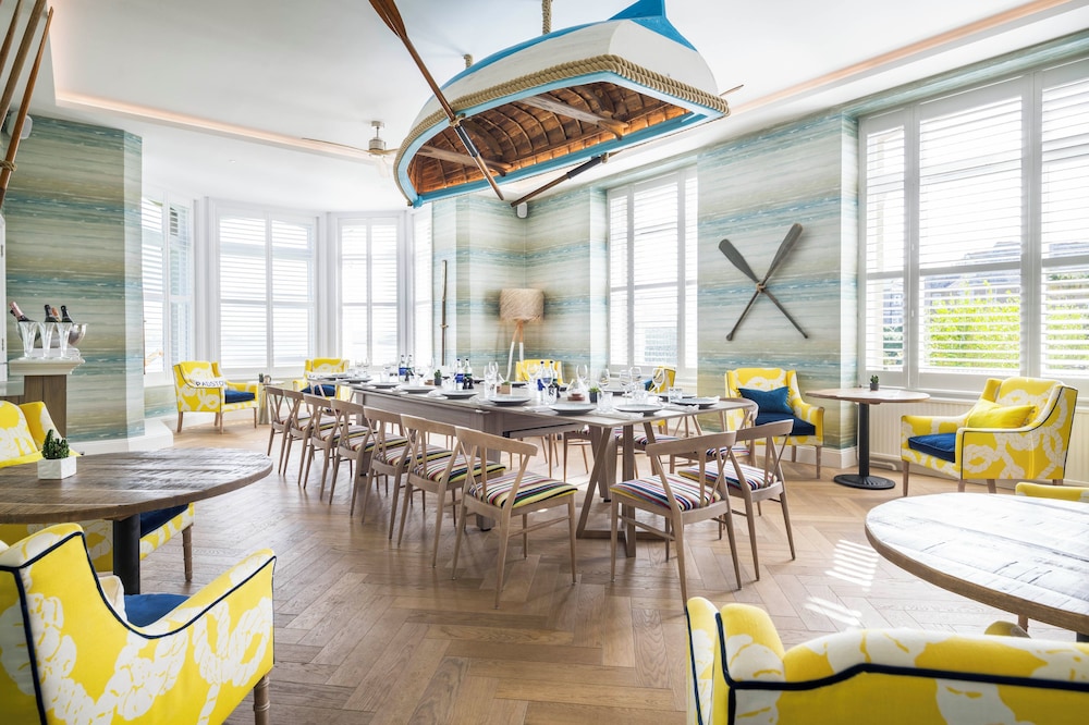 Padstow Harbour Hotel 45/64