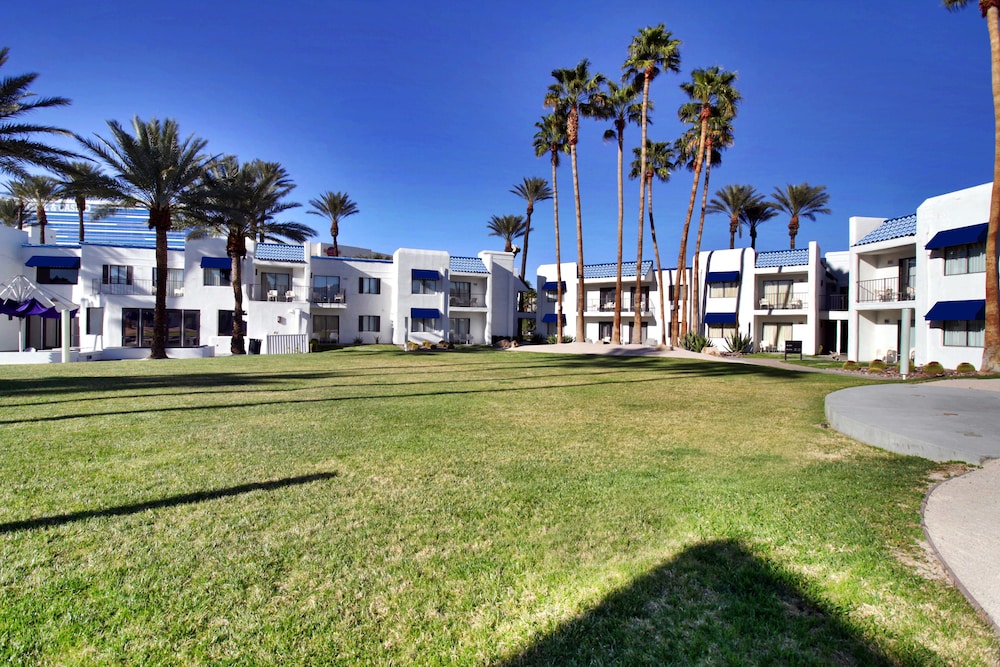 Serene Vegas Boutique Hotel 45/50