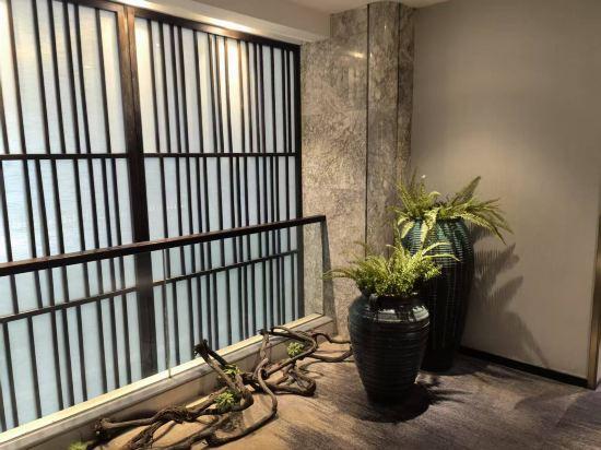 Yunyi Zizai Hotel 28/34
