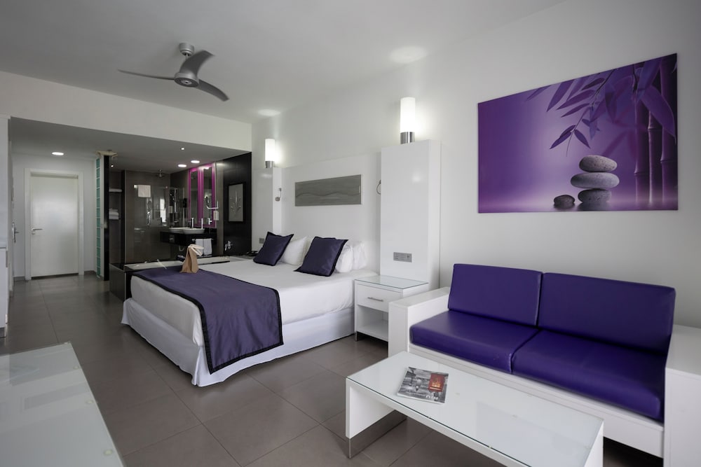 جناح إليت كلوب جونيور سوبيريور بإطلالة على البحر، RIU Palace Antillas - Adults Only - All Inclusive 4/7