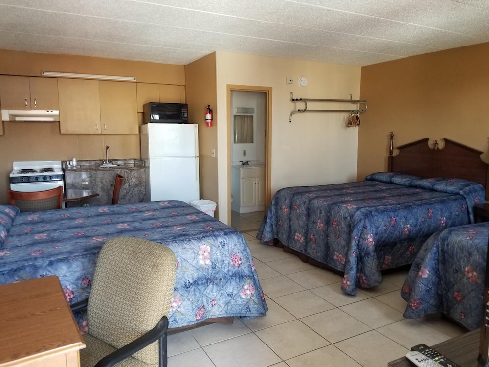 Cloud 9 Inn 14/29