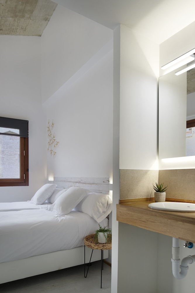 Iraipe Estella Rooms Hotel (Autocheck in) 48/49
