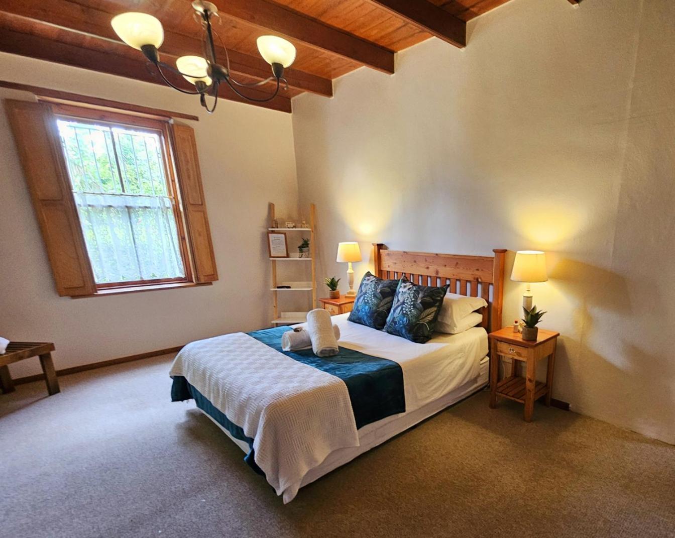 Rawsonville House 1/12