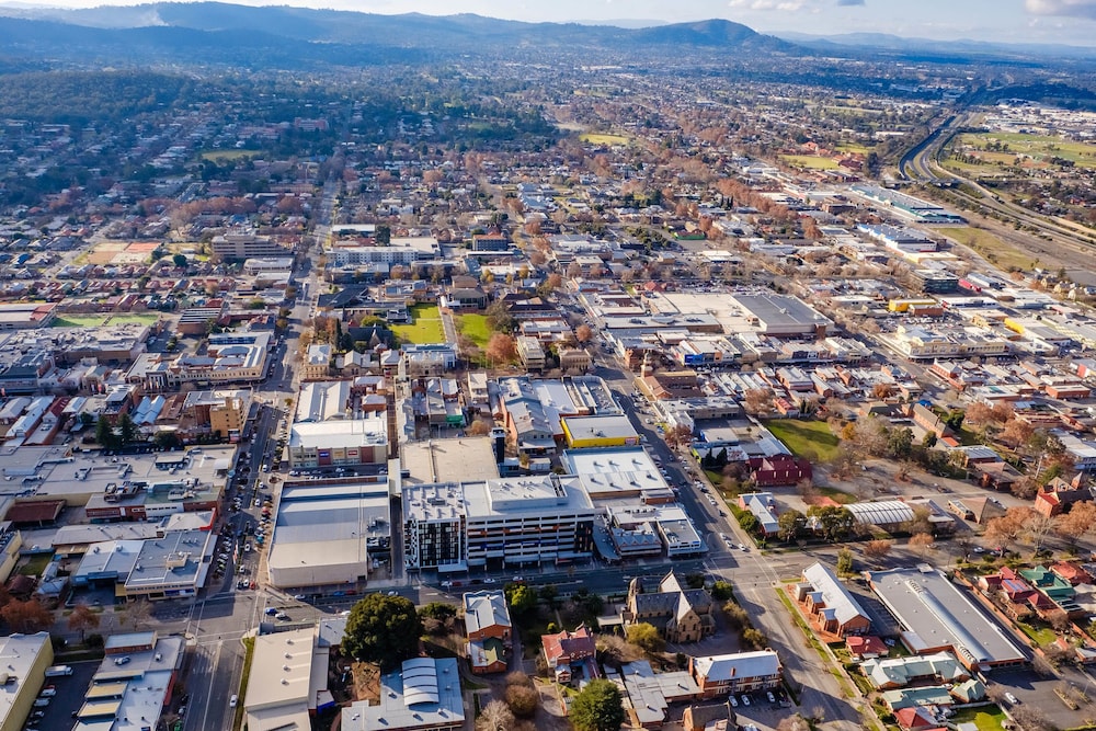 Mantra Albury Hotel 67/70