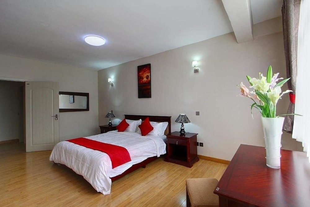 Fenesi Gardens Apartments 6/41