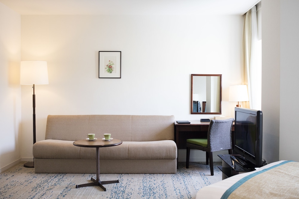 Shimoda Tokyu Hotel 41/68