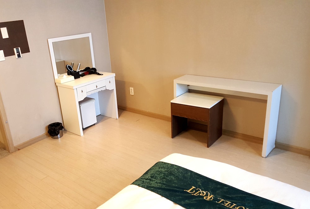 Hotel Joy 14/49