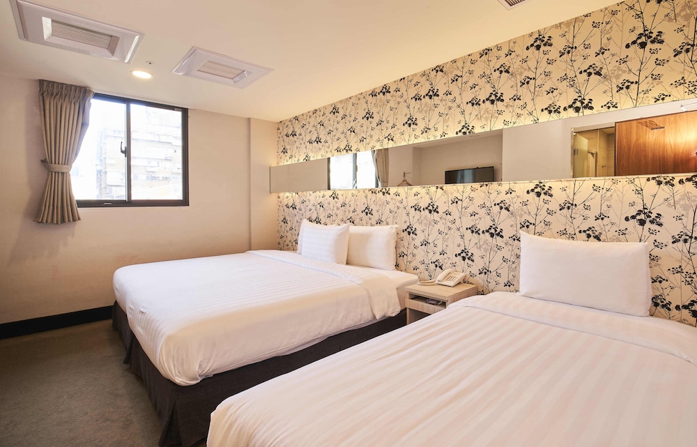 Urhome Hotel 13/62