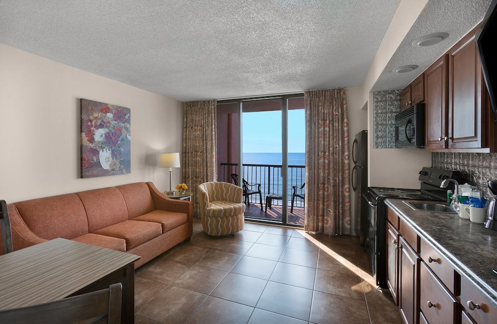Beach Colony Resort 48/66