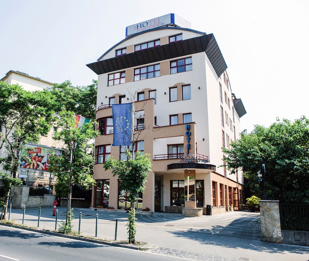 Mediterran Hotel 3/52