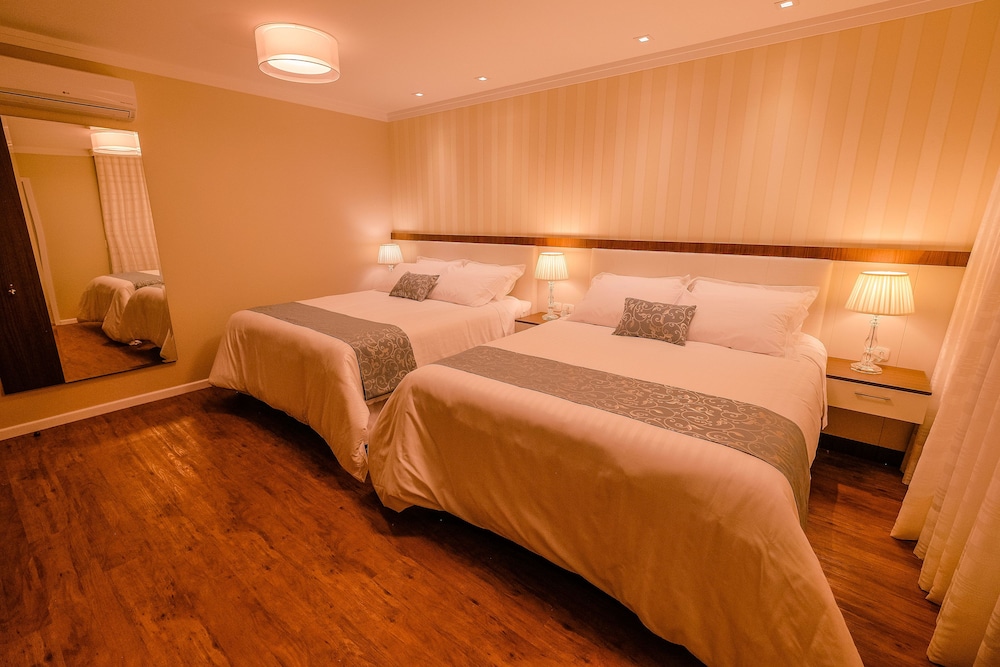 HOTEL JARDINS DA COLINA 37/76