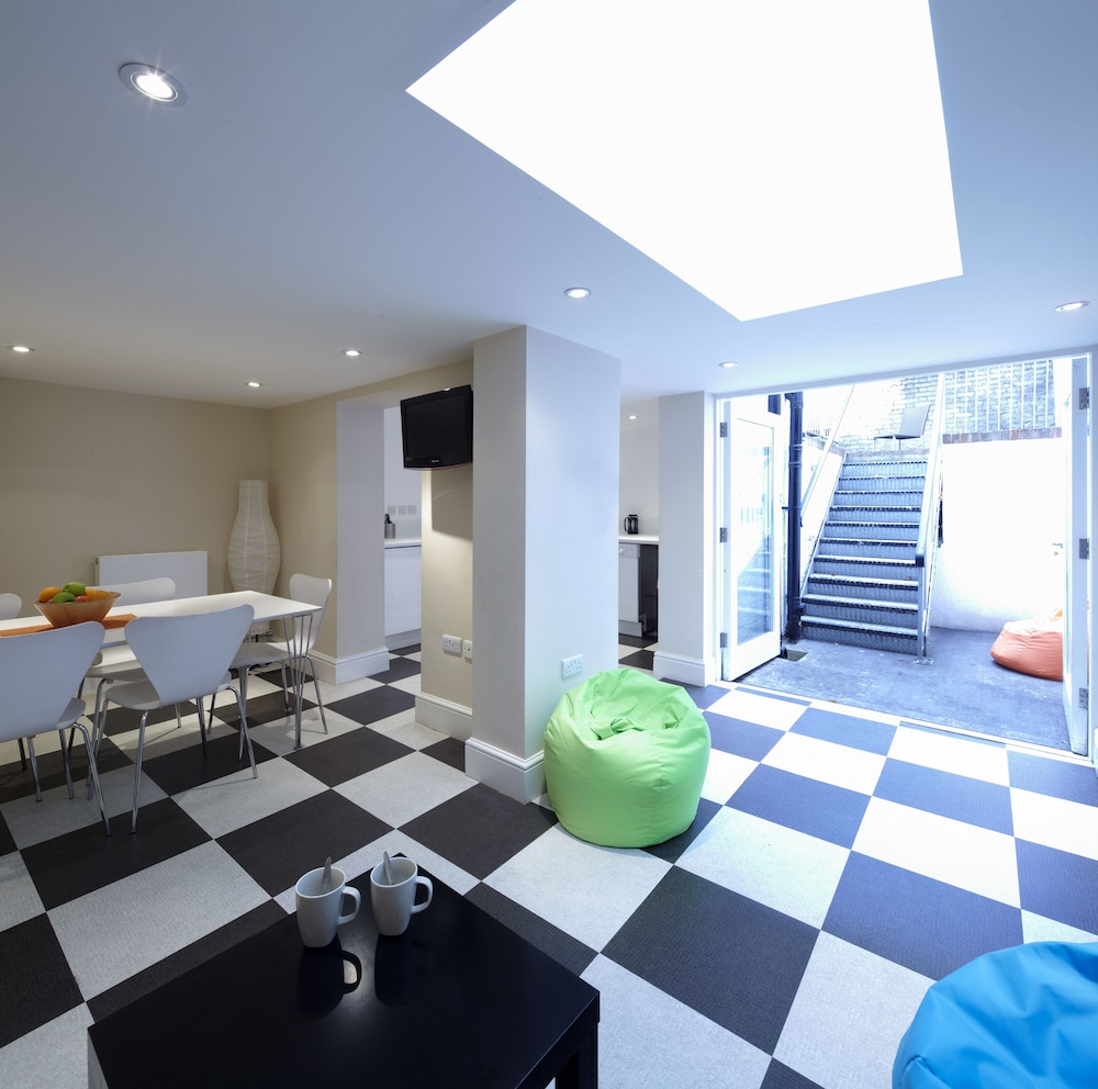 B&B Belgravia 24/43
