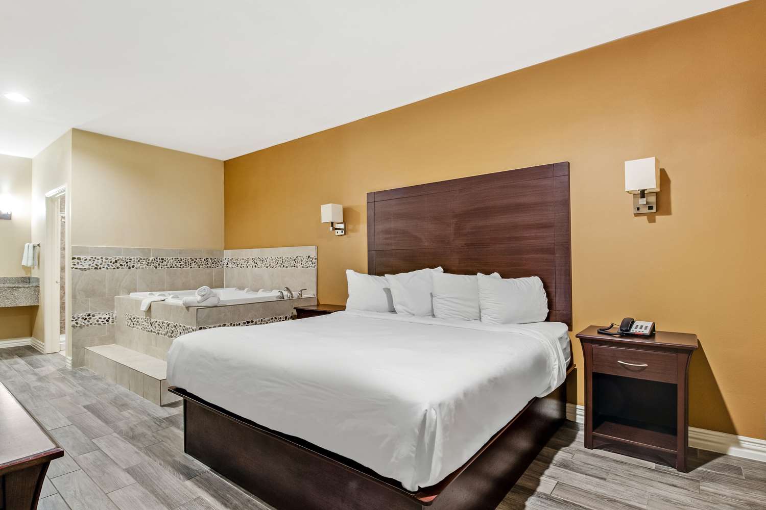 Americas Best Value Inn - Houston / Fm 529 11/28