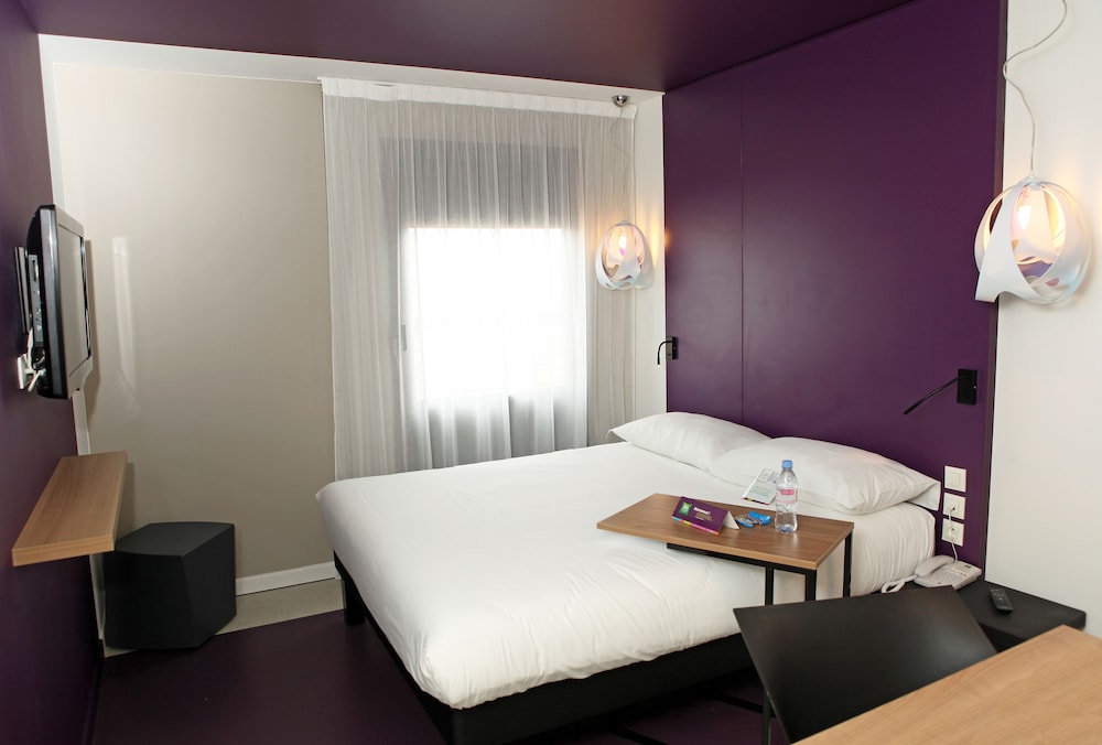 IBIS STYLES NIMES GARE CENTRE 36/57
