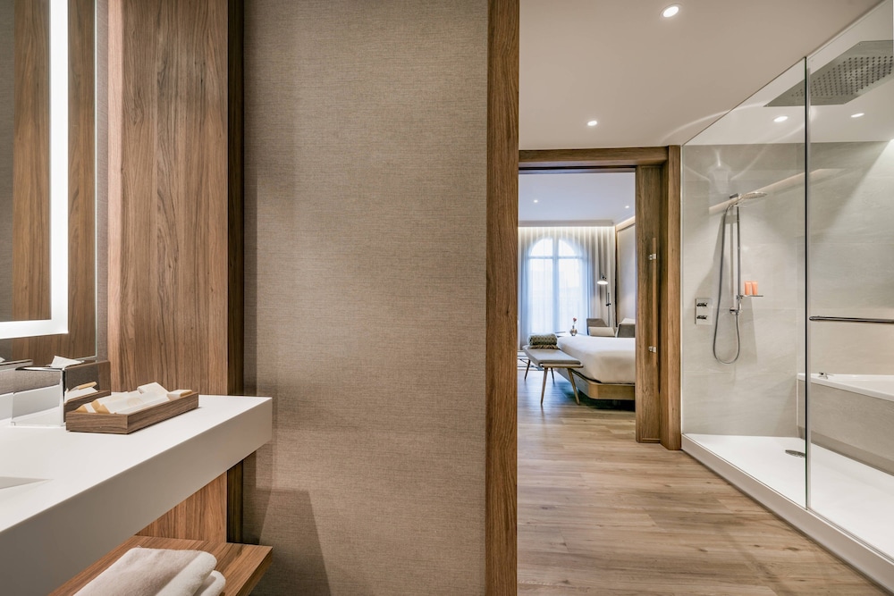 Circulo Gran Via Hotel Autograph Collection Adults Only 13/52