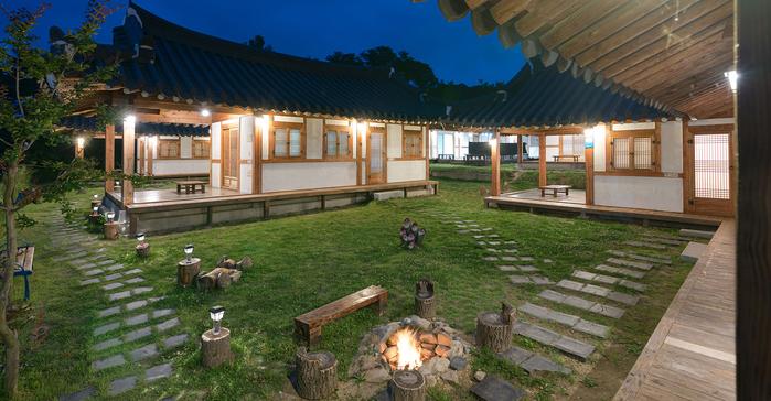 Gyeongju Hanok Pen Town Pension 46/52