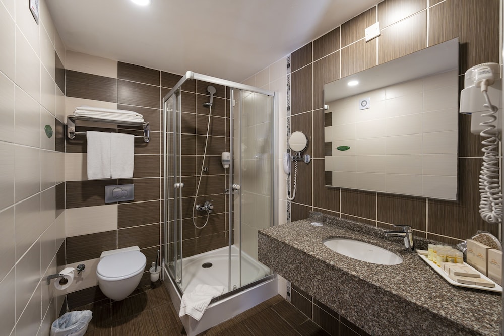 Salamis Bay Conti Resort and Casino 50/50