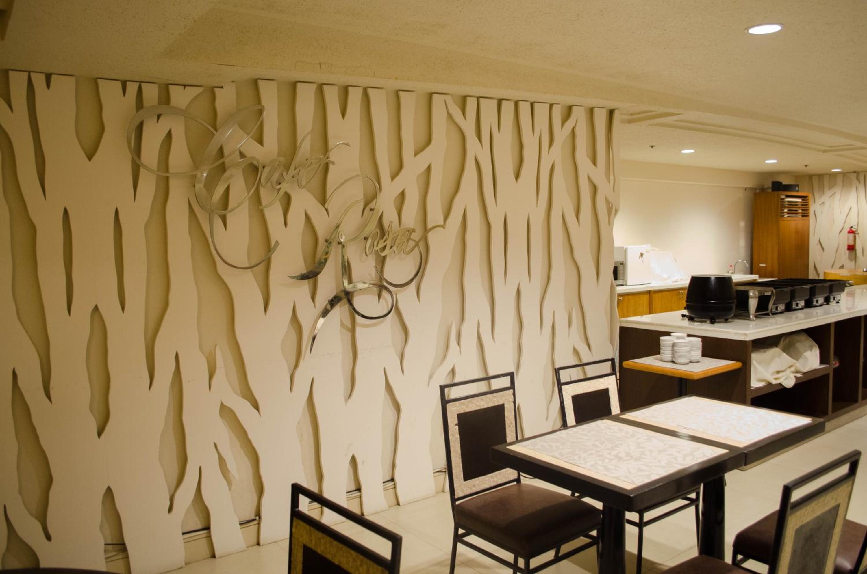 Hotel Tavern Surigao 44/57