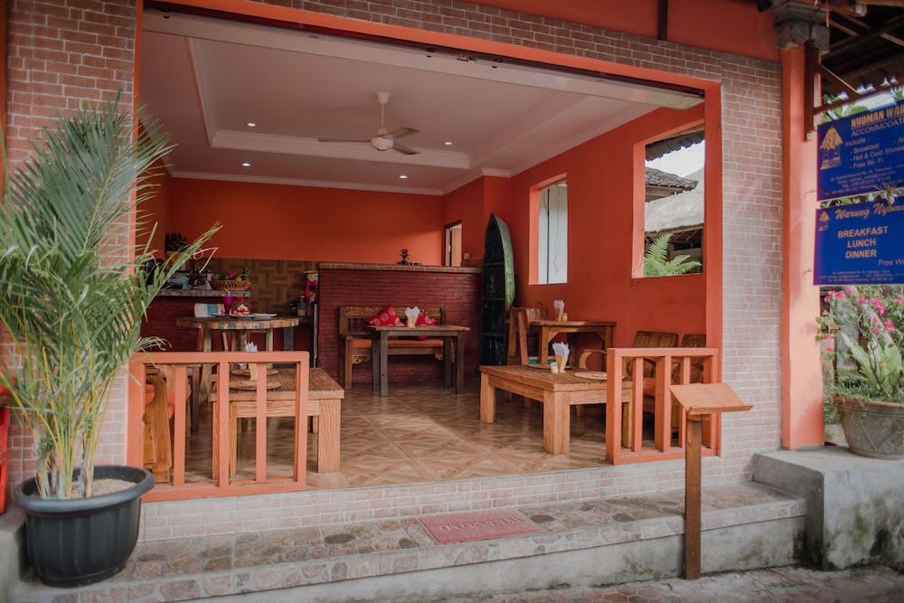 Nyoman Warta Accommodation 18/25