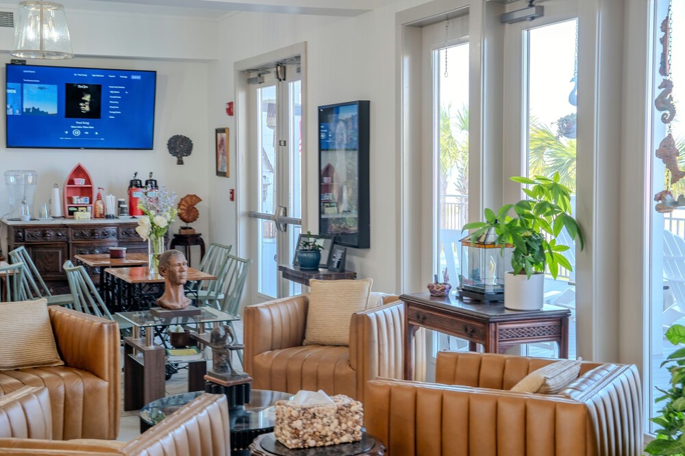 Driftwood Inn 28/50