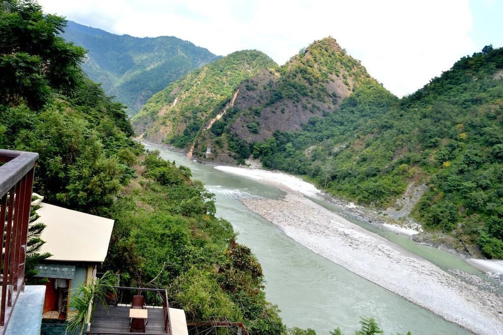 Raga on the Ganges Rishikesh 38/50