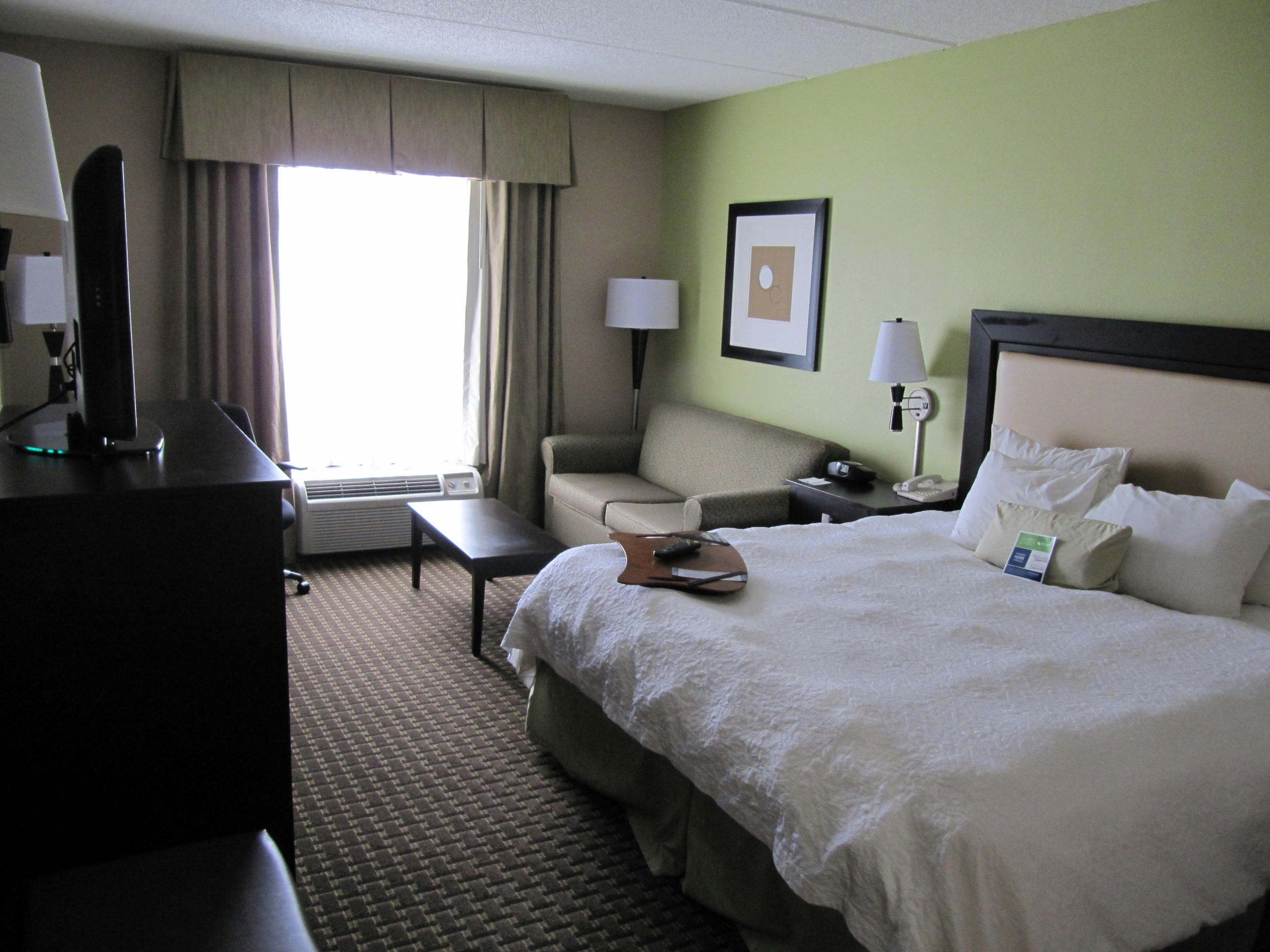 Study, King Bed
